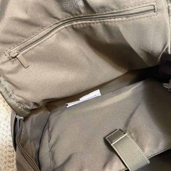 Small backpack - Picture 5 of 7